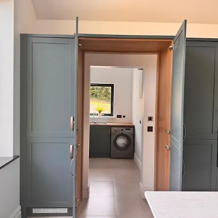 An Chill Bheag At The Lakes